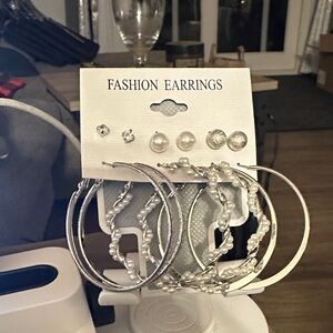 Elegant Silver Fashion Earrings Set